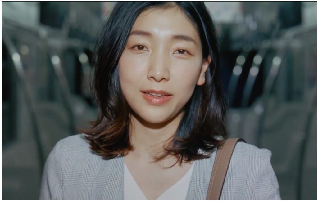 イオンウォーターcmの女優は誰 電車や野球で大人を語る女性 Yutori Channel