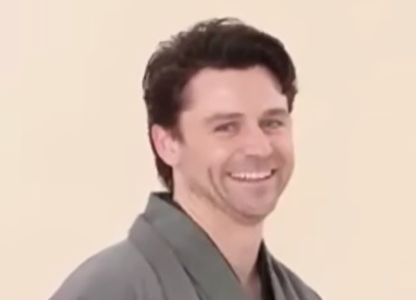 朝ドラ『ばけばけ』で松野トキ(高石あかり)の夫役を演じるトミー・バストウってどんな人?